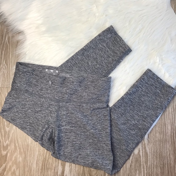 PINK Victoria's Secret Pants - Victoria’s Secret Pink Ultimate XS Cropped Pants